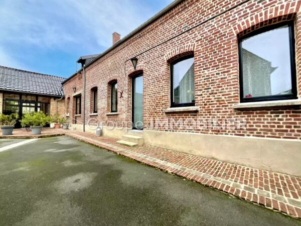 (Ref.350) À VENDRE : Bien d’exception - SEMI PLAIN-PIEDS, ferme au carré entièrement rénovée - FENAIN - Image 16