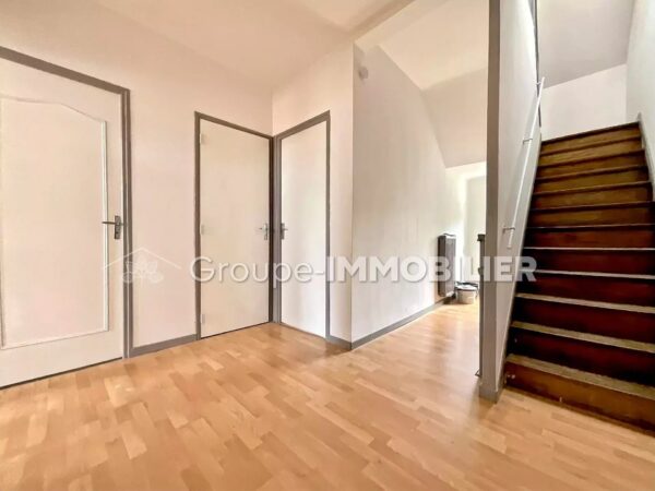 (Ref.23) APPARTEMENT DUPLEX - 3 CHAMBRES - CENTRE VILLE DE SOMAIN – Image 2