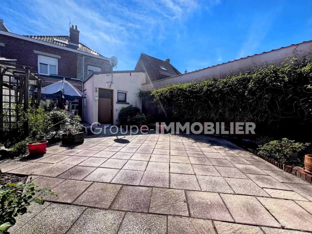 (Ref.426) À VENDRE – GRANDE MAISON FAMILIALE À HELESMES – 5 CHAMBRES
