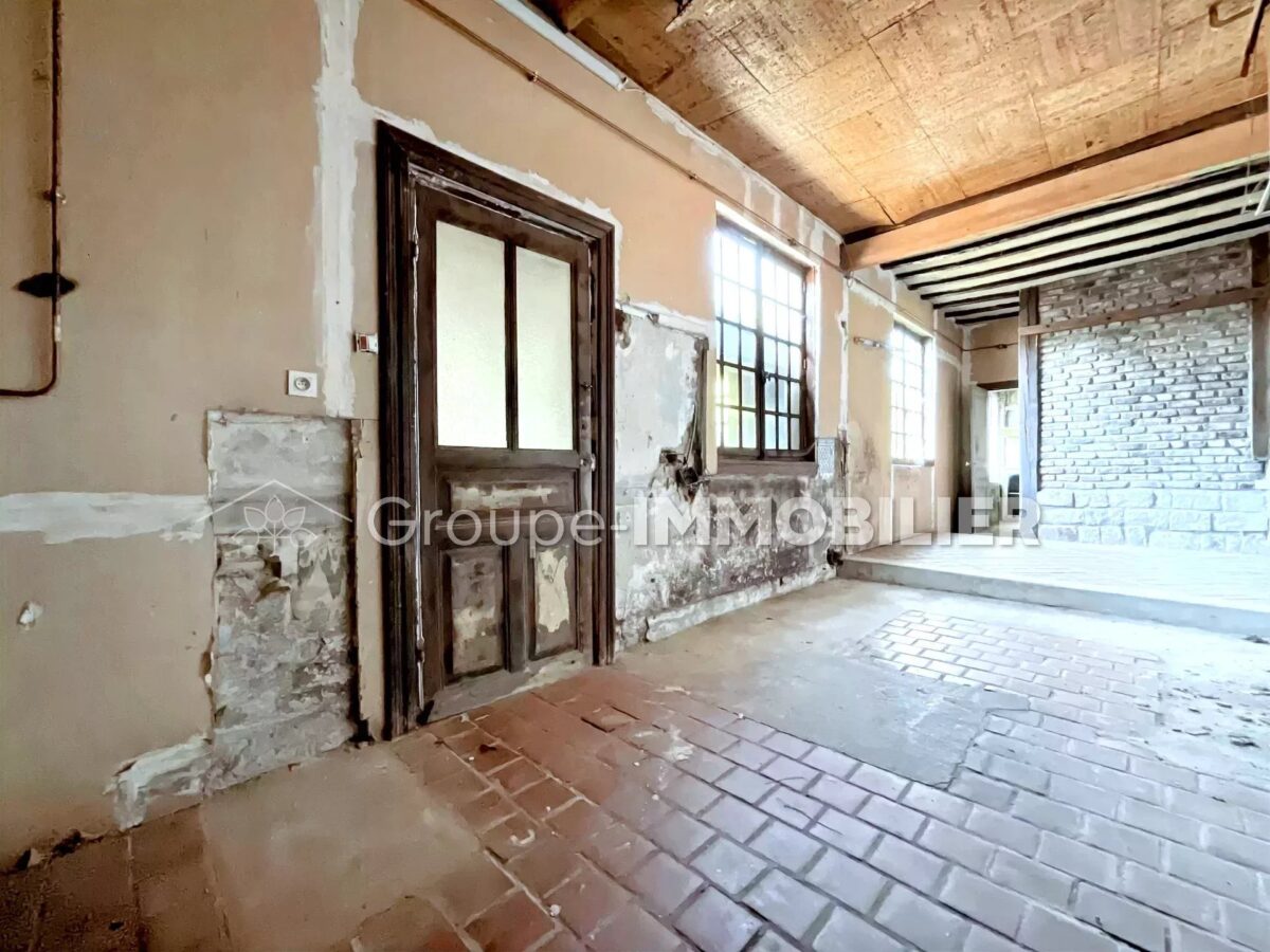 (Ref.433) À vendre – Immeuble à usage commercial au cœur d’Arleux – Image 5