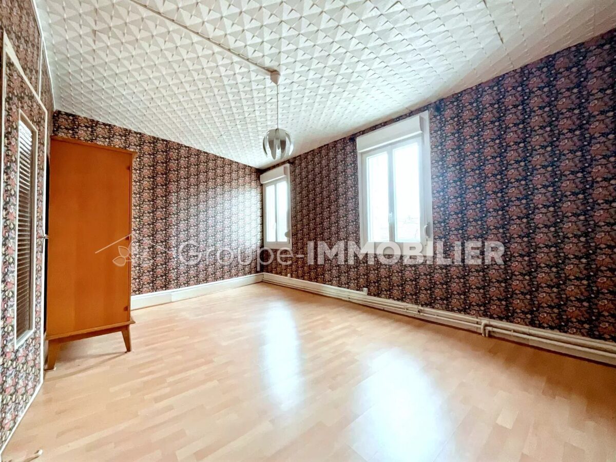 (Ref.441) A Erre : Maison  avec garage et jardin – Image 5