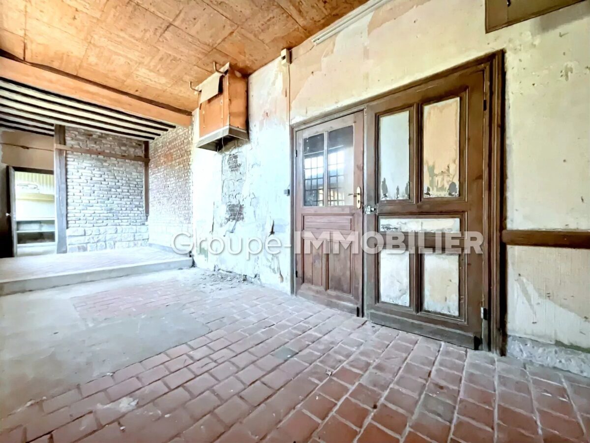 (Ref.433) À vendre – Immeuble à usage commercial au cœur d’Arleux – Image 6