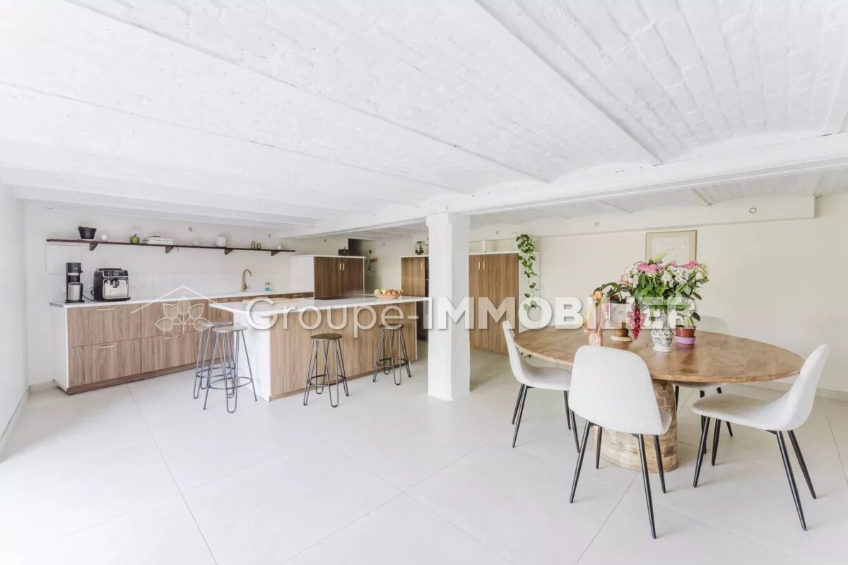 (Ref.460) Maison de caractère rénovée – 240 m² – Image 3