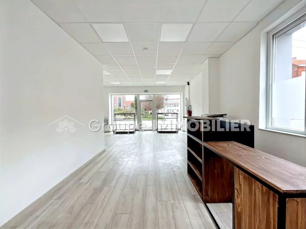 (Ref.32) NOUVEAUTÉ - LOCAL COMMERCIAL À LOUER - CENTRE DE SOMAIN – Image 4