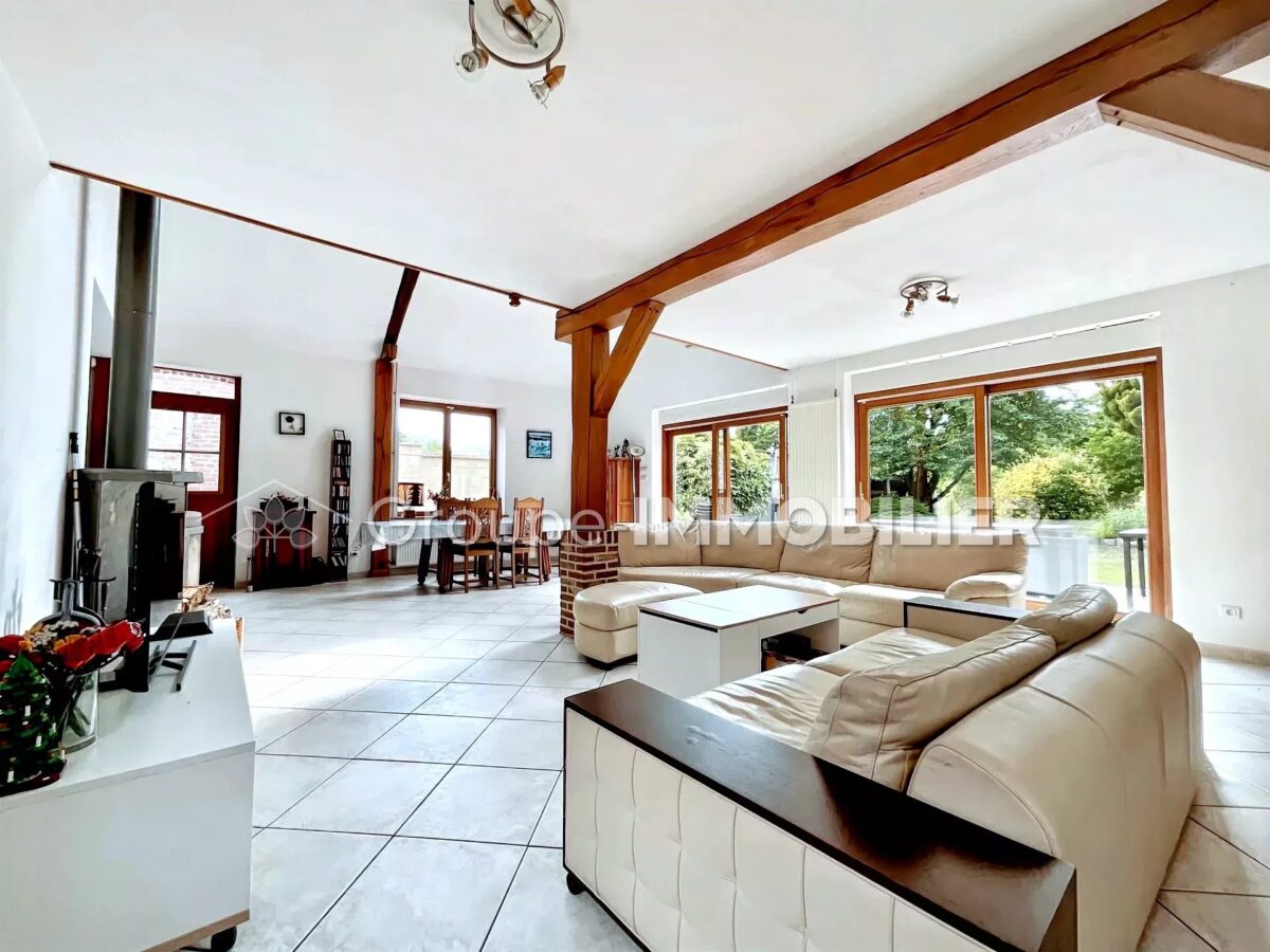 (Ref.450) Belle demeure 3 chambres avec jardin à ERRE – Image 2