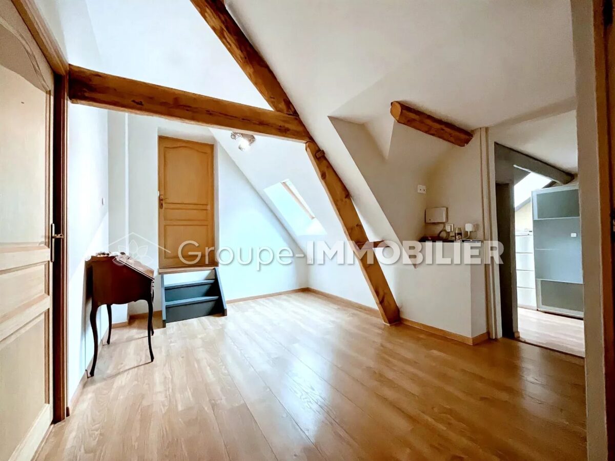 (Ref.450) Belle demeure 3 chambres avec jardin à ERRE – Image 5