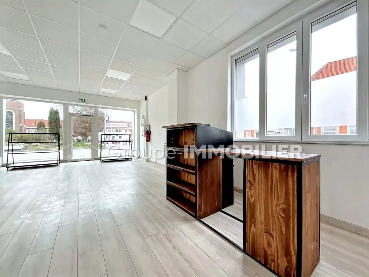 (Ref.32) NOUVEAUTÉ - LOCAL COMMERCIAL À LOUER - CENTRE DE SOMAIN – Image 3