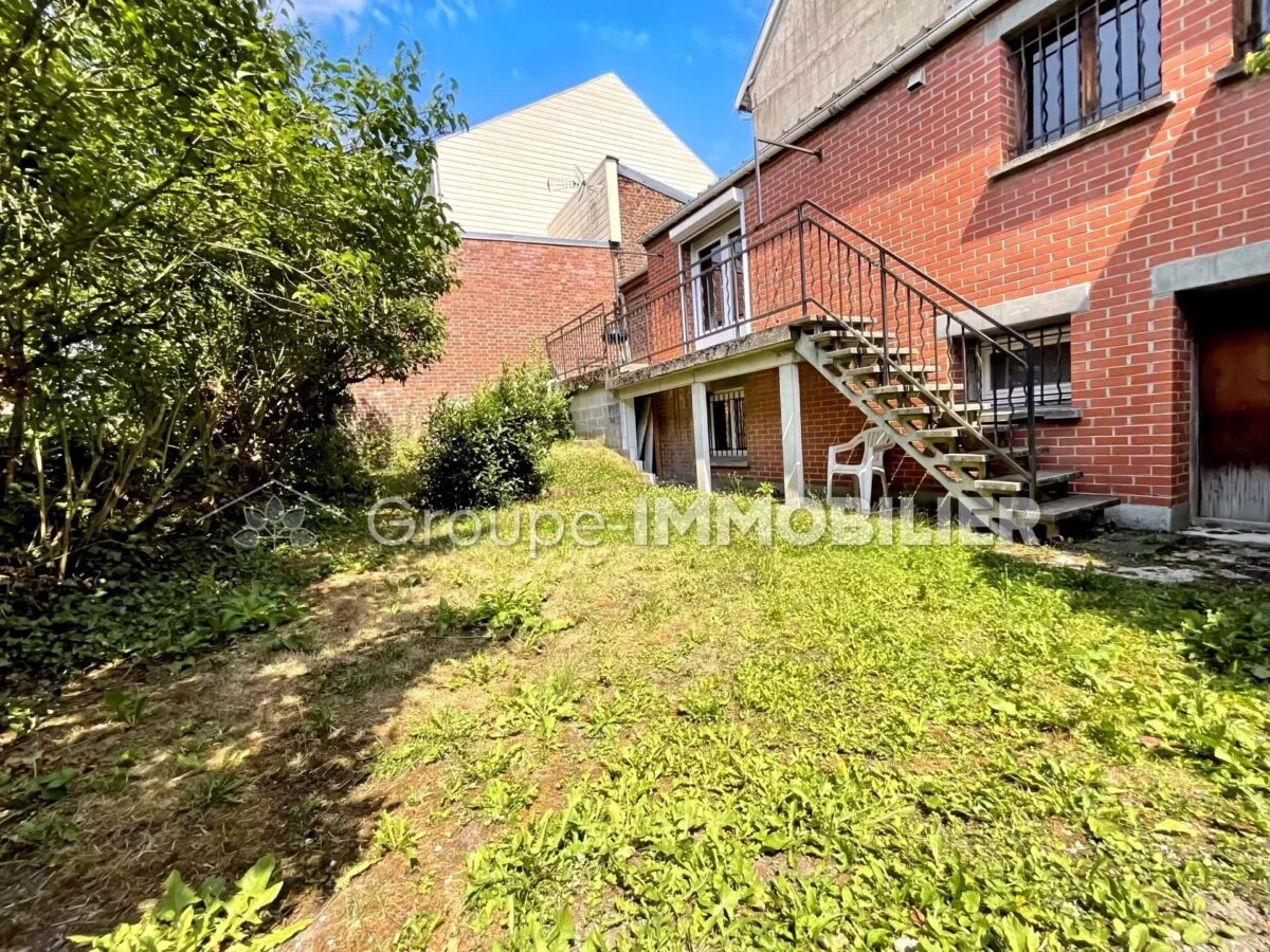 (Ref.458) Valenciennes (proches quartier Faubourg de Paris) – Maison 4 chambres, idéale famille ou investissement locatif