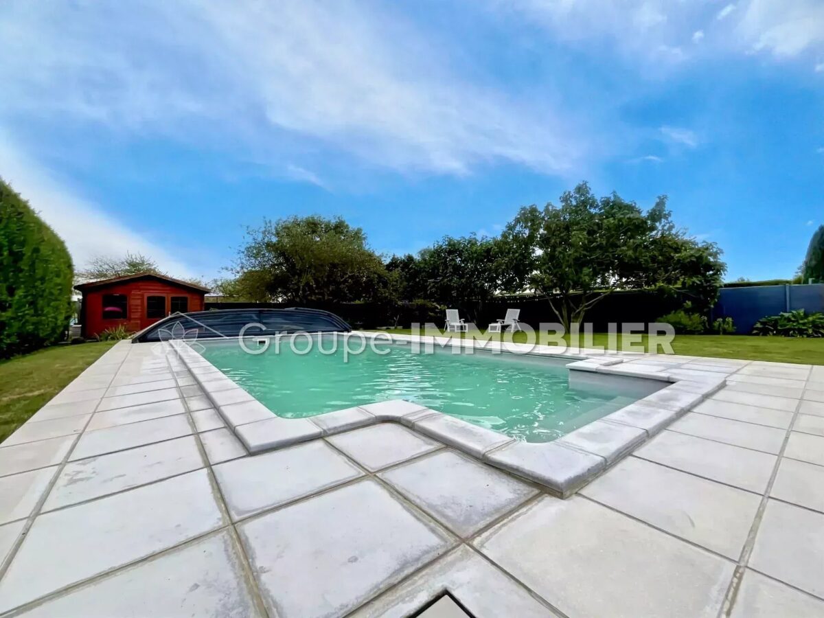 (Ref.484) Pavillon Brique individuel en semi plain-pied avec piscine – Image 9