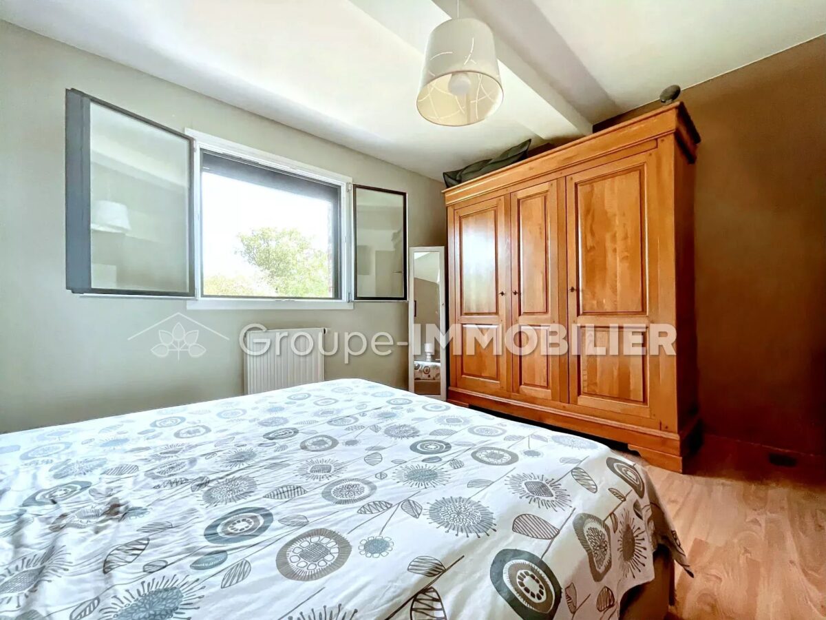 (Ref.484) Pavillon Brique individuel en semi plain-pied avec piscine – Image 8