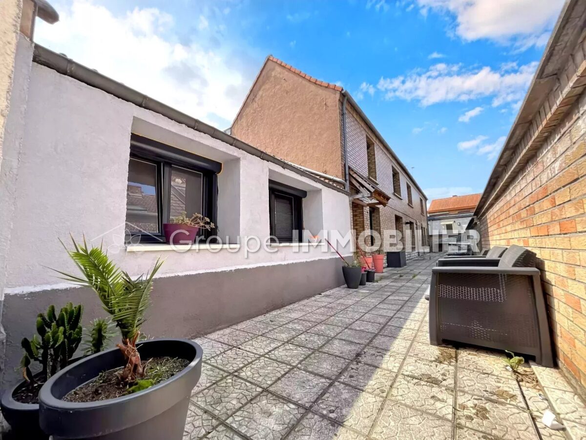(Ref.478) Maison de 135 m² avec garage, atelier chauffé et stationnement – Douai Frais-Marais – Image 2