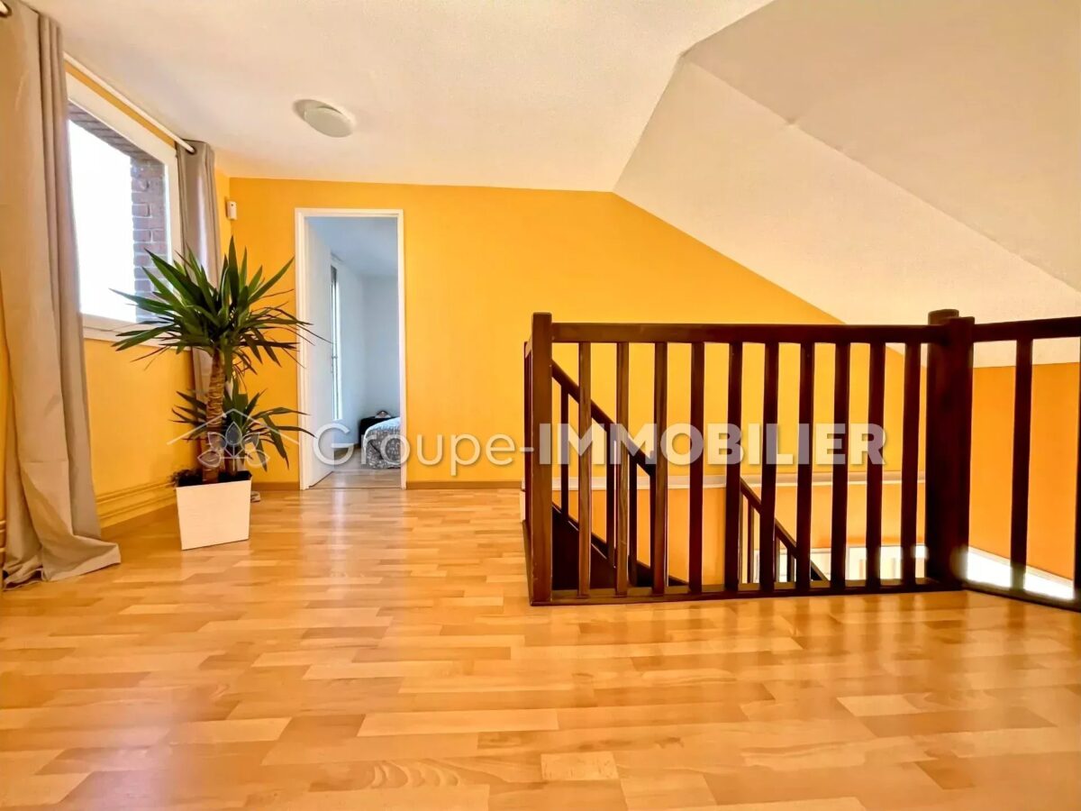 (Ref.490) Maison familiale lumineuse à deux pas du Stade Pierre-Mauroy – Image 6