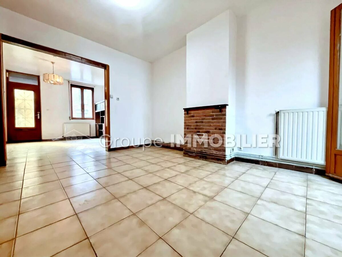(Ref.494) MAISON - BEAU POTENTIEL - DOUAI (secteur DORIGNIES) – 3 PIÈCES – 81 m² – DOUAI