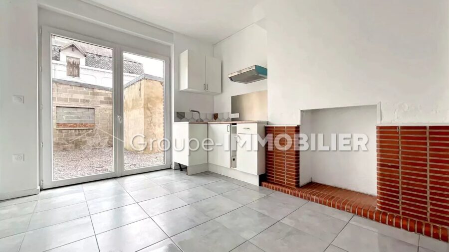 (Ref.496) APPARTEMENT RDC - 1 CHAMBRE - CENTRE VILLE DE BOUCHAIN