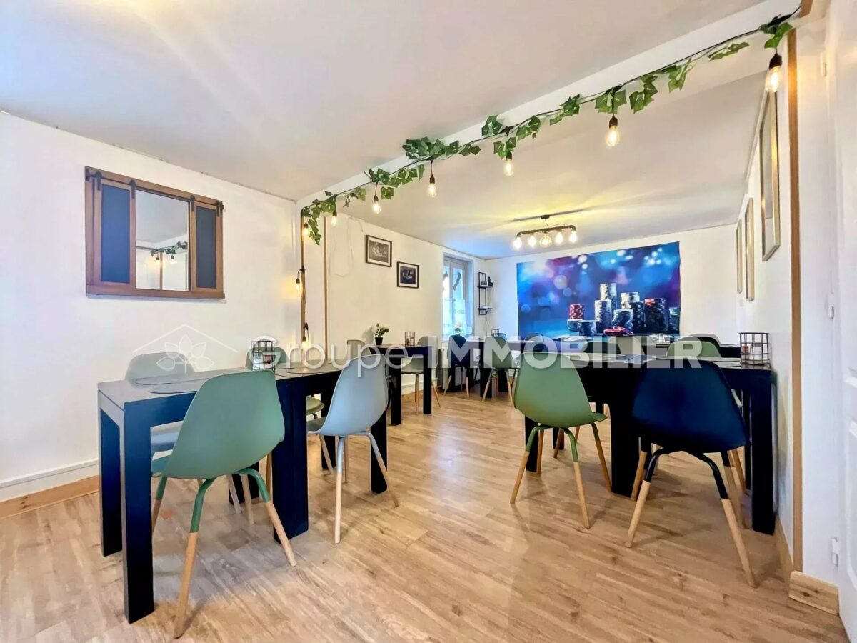 (Ref.526) À VENDRE – MURS COMMERCIAUX ET FOND DE COMMERCE – FRITERIE AVEC LICENCE IV ET TERRASSE – WALLERS – 1 PIÈCES – 114 m² – WALLERS – Image 5