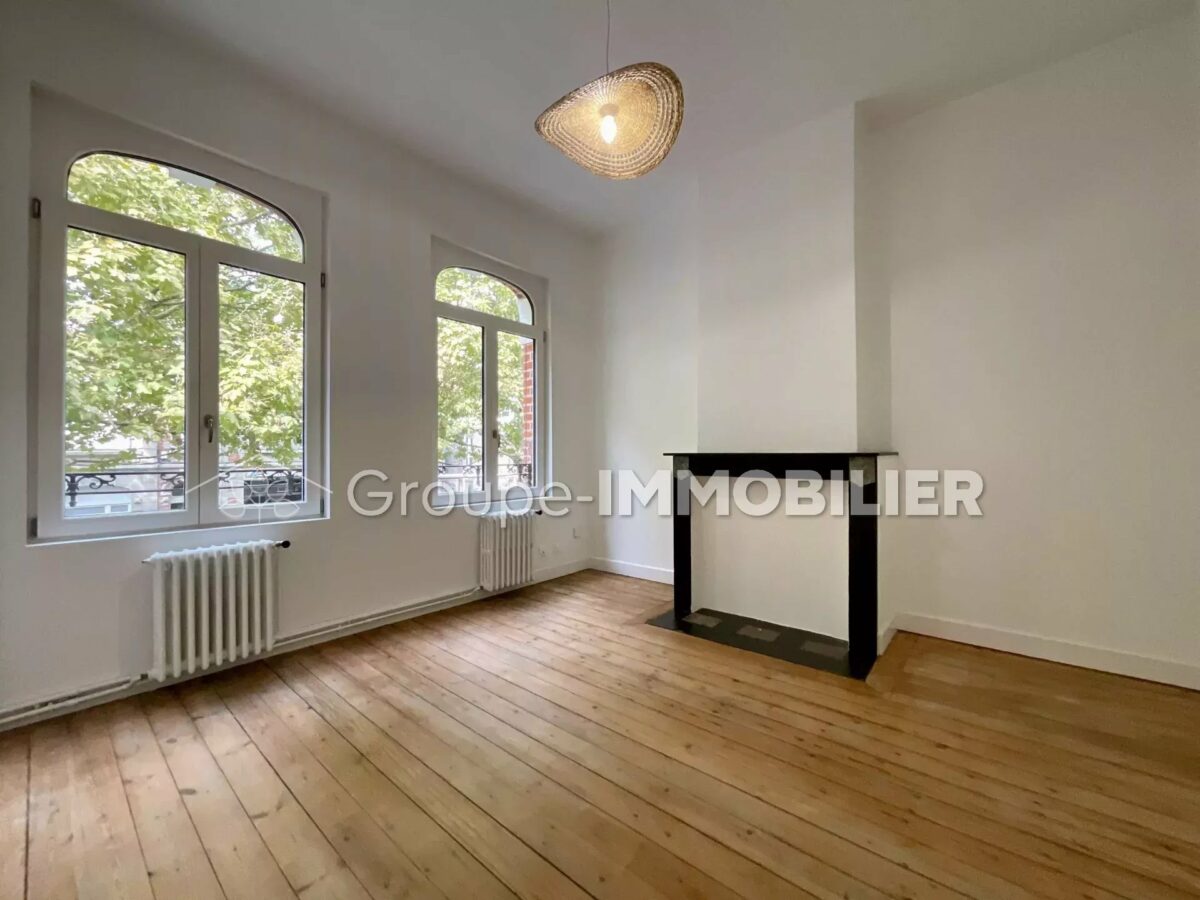 (Ref.514) Maison Bourgeoise Rénovée – Centre-ville de Valenciennes – 5 PIÈCES – 138 m² – VALENCIENNES – Image 5