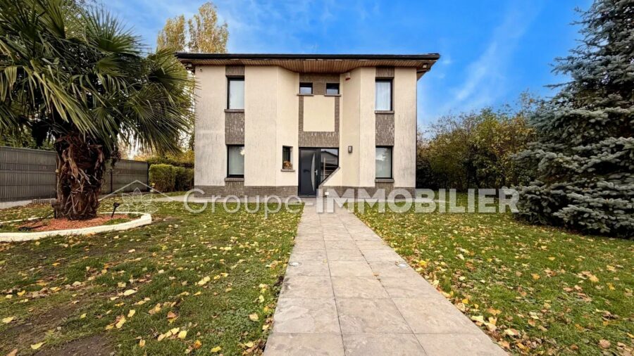 (Ref.533) Belle maison familiale de 191 m² avec grand jardin et triple garage – 4 PIÈCES – 191 m² – FENAIN