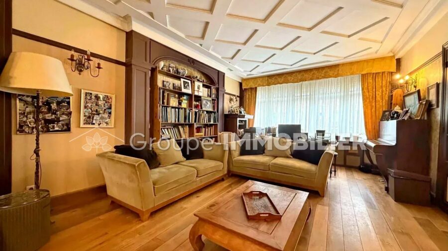 (Ref.380) Superbe Maison Bourgeoise en Hyper Centre d’Orchies de 315 mètres carrés – 10 PIÈCES – 332 m² – ORCHIES