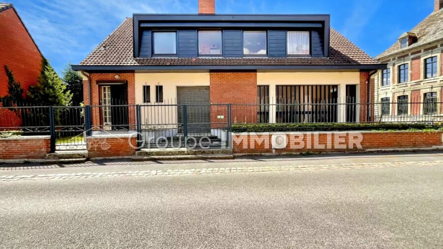 (Ref.457) Marchiennes – Ancienne perception – 7 PIÈCES – 251 m² – MARCHIENNES