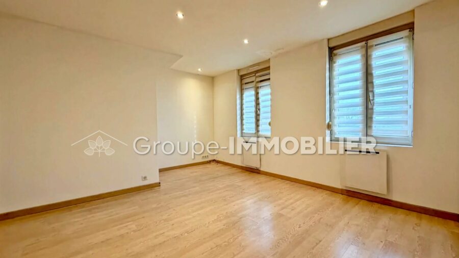 (Ref.570) Appartement à louer Centre-Ville de SOMAIN – 2 PIÈCES – 49 m² – SOMAIN